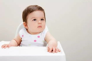 新生儿人小鬼大，一放下就醒愁坏宝妈？探秘背后原因与看护妙招